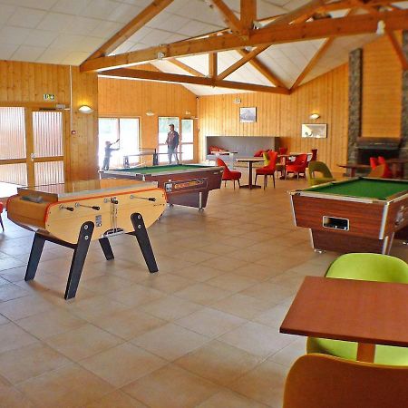 Appartement Confortable Avec Piscines, Terrasse Et Parking A Samoens - Fr-1-629-100 Exterior foto